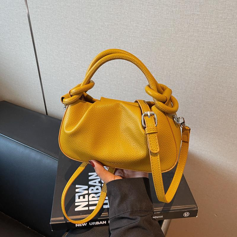 High-end niche bag women's summer new fashion messenger bag casual portable pleated bag