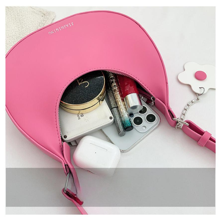 Sweet Style Faux Leather Crescent Bag for Women 2026 New Fashionable Shoulder Crossbody Purse