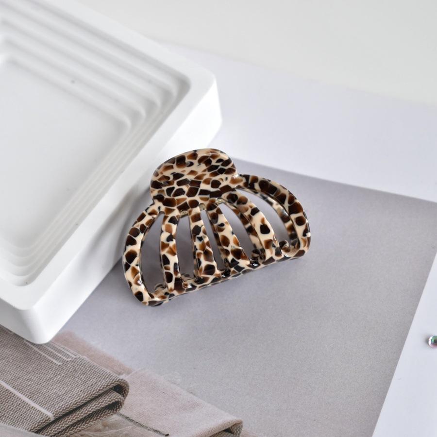 5.5cm Hollow Out Hair Claw Clip Crab Clamps Women Girls Ponytail Acrylic Plastic Hair Barrettes Hairpin Fashion Hair Accessories