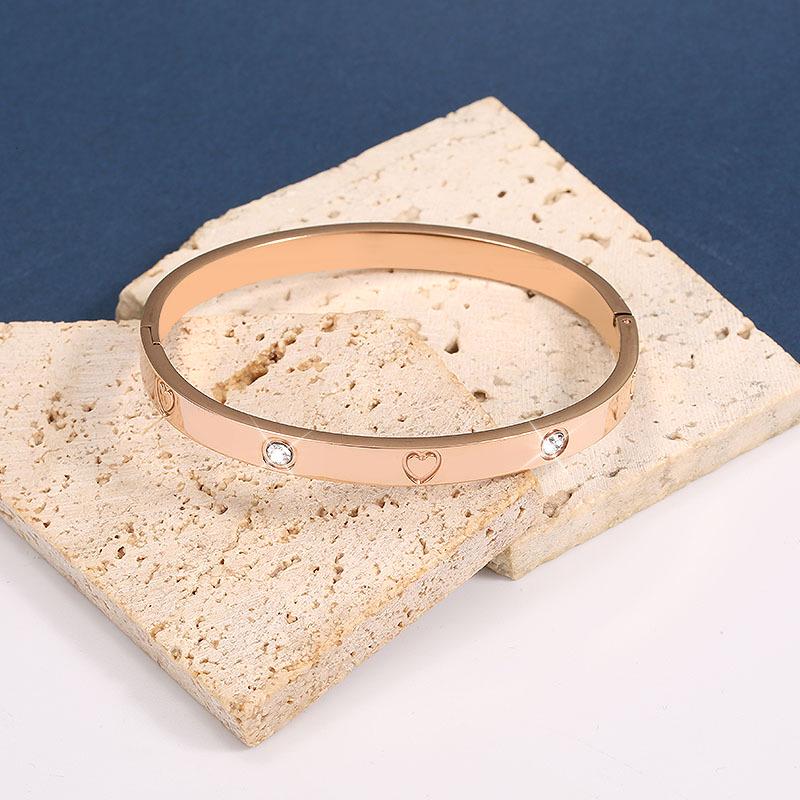High-End Titanium Steel Women's Bracelets with Diamonds - Fashionable European & American Design, Non-Fading, Niche Style
