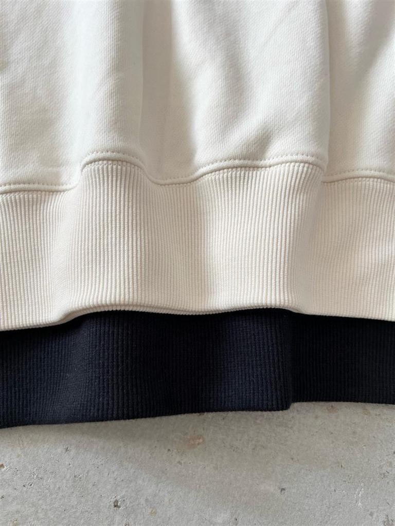 Jacquemus Hoodie mit Bruststickerei: Stilvolles gewebtes Bandlogo, vielseitig für Männer & Frauen