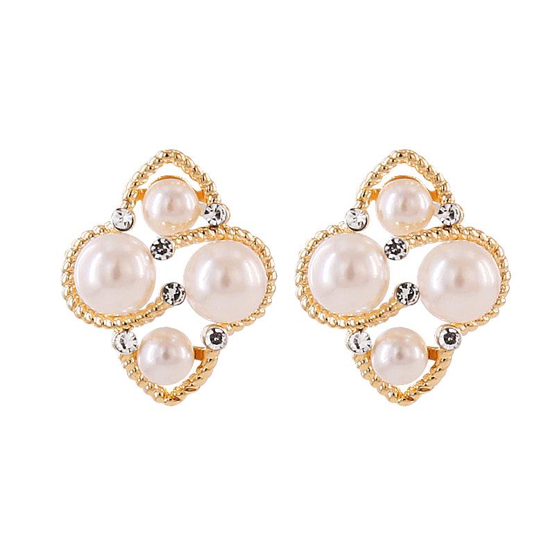 Exquisite Diamond Four-Leaf Clover Earrings for Women - 2025 High-End Stud Jewelry