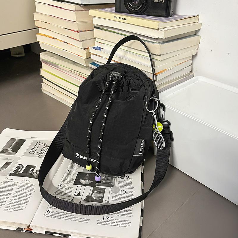 Commuter Crossbody Phone Chest Bag Large Capacity Water Bottle Pouch Waterproof Shoulder Pouch Men Women Outdoor Hiking