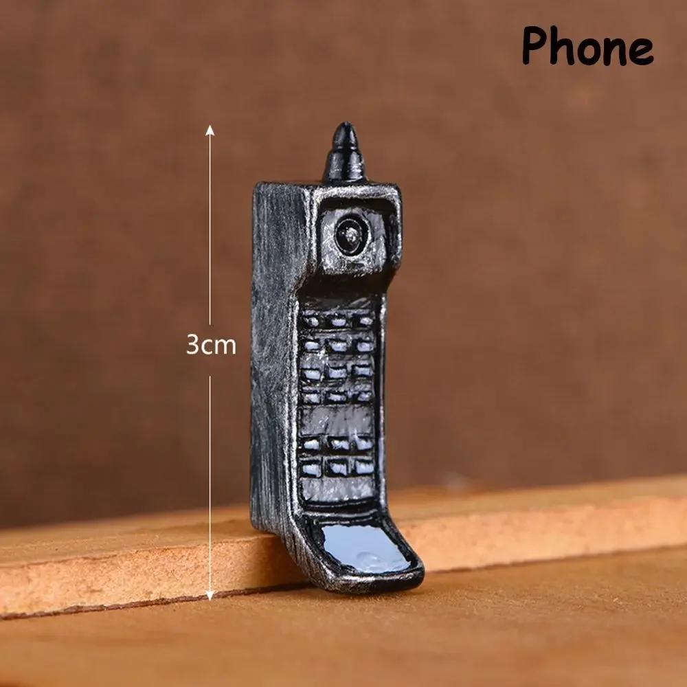 

Resin Furniture Figurine Retro Dollhouse Ornaments Telephone TV Model Micro Landscape Toy Gift Decoration Crafts Home Decor