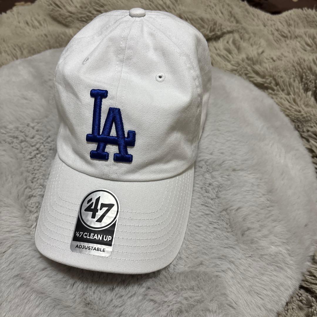Used NEWERA LA Cap White/Blue