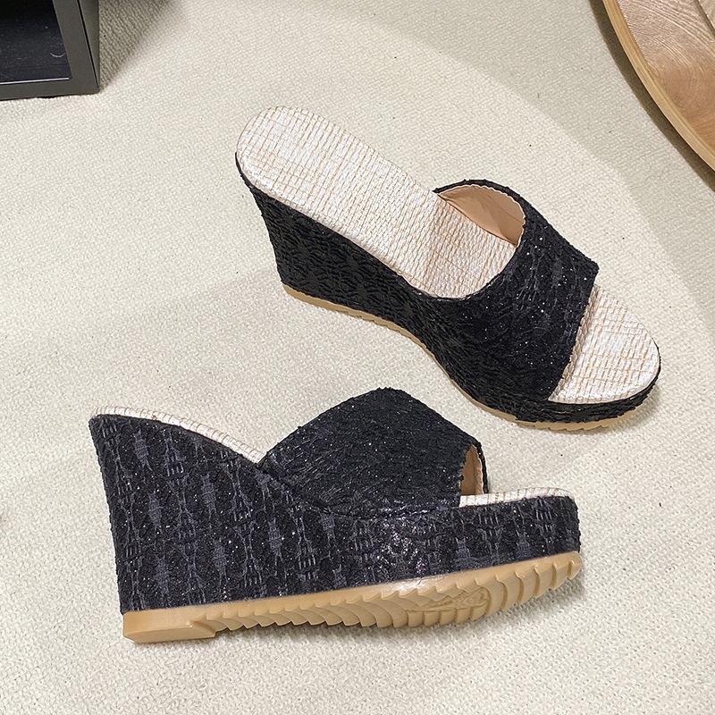 

Large size women s shoes summer new solid color wedge heel large size cool slippers women s fashion outer sandals 42 чёрный