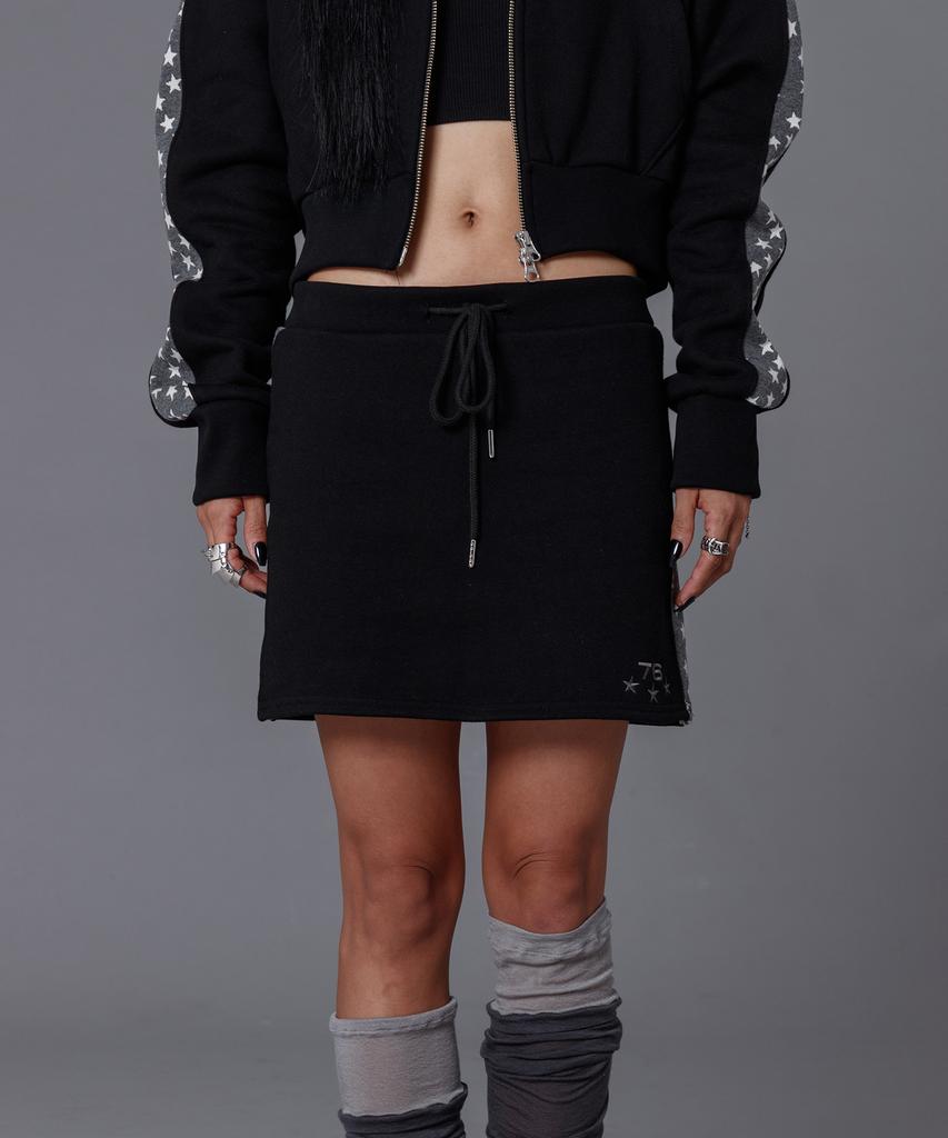 Seullisiseu Star Line Sweat Skirt (Black)