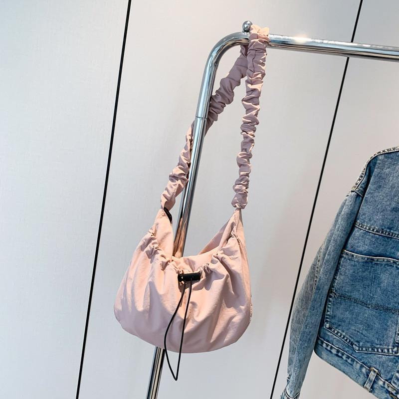 Stylish And Versatile Canvas Tote Bag For Women Perfect For Daily Casual Outings