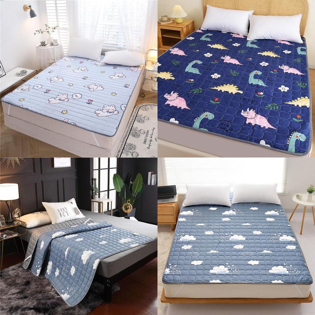 Snoopy Cartoon Mattress Pad With Thick Teflon Fabric For Home And Dorm Use