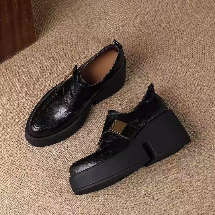 

Женские лоферы на массивном каблуке с острым носком, увеличивающие рост, Осень/Зима 2025 - Обувь из мягкой кожи на толстой подошве в британском стиле 34