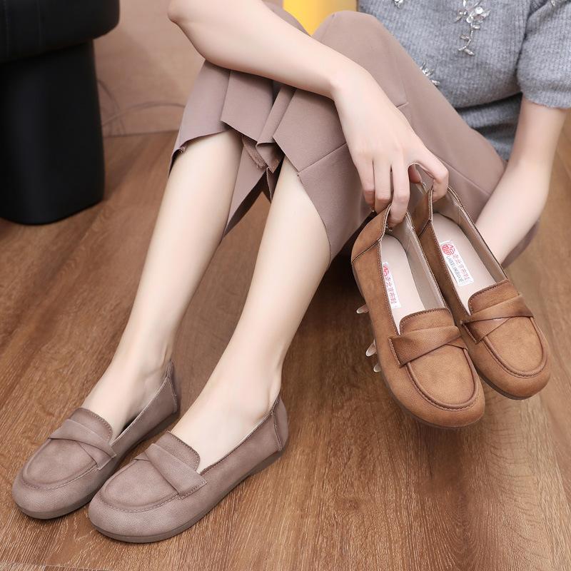 Alte Pekinger Stoffschuhe 2025 Frühling Neue Damen Bequeme Weiche Sohle Mama Schuhe Bohnenschuhe Flache Damen Einzelschuhe