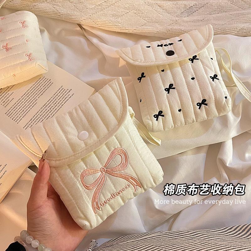 Large Capacity Embroidery Cosmetic Bag Menstruation Towel Storage Bowknot Bow Makeup Bag Small Item Bag Cotton Cloth