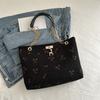 2025 New Fashionable Stylish Personality Commuter Fresh Print Sweet Cherry Chain Tote Shoulder Underarms Bags For Shopping