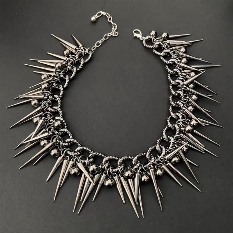 Regalo Personalizzato Alluminio Rivetti Frange Collana Catena Regolabile Gioielli Leggeri Per Donne Moda