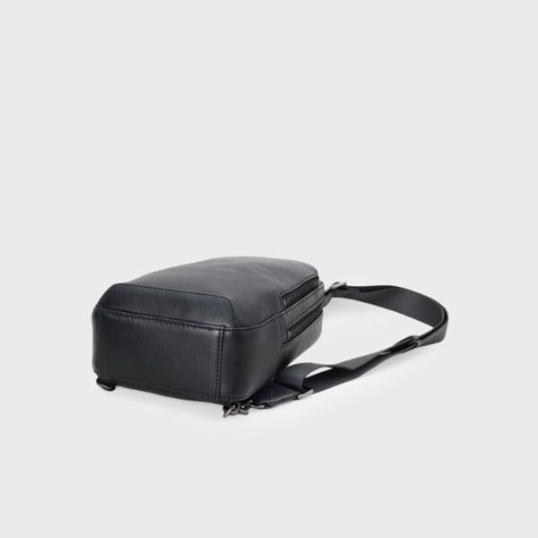 Takeo Kikuchi BLACK ROYAL Body Bag Black (119) 00 (FREE)