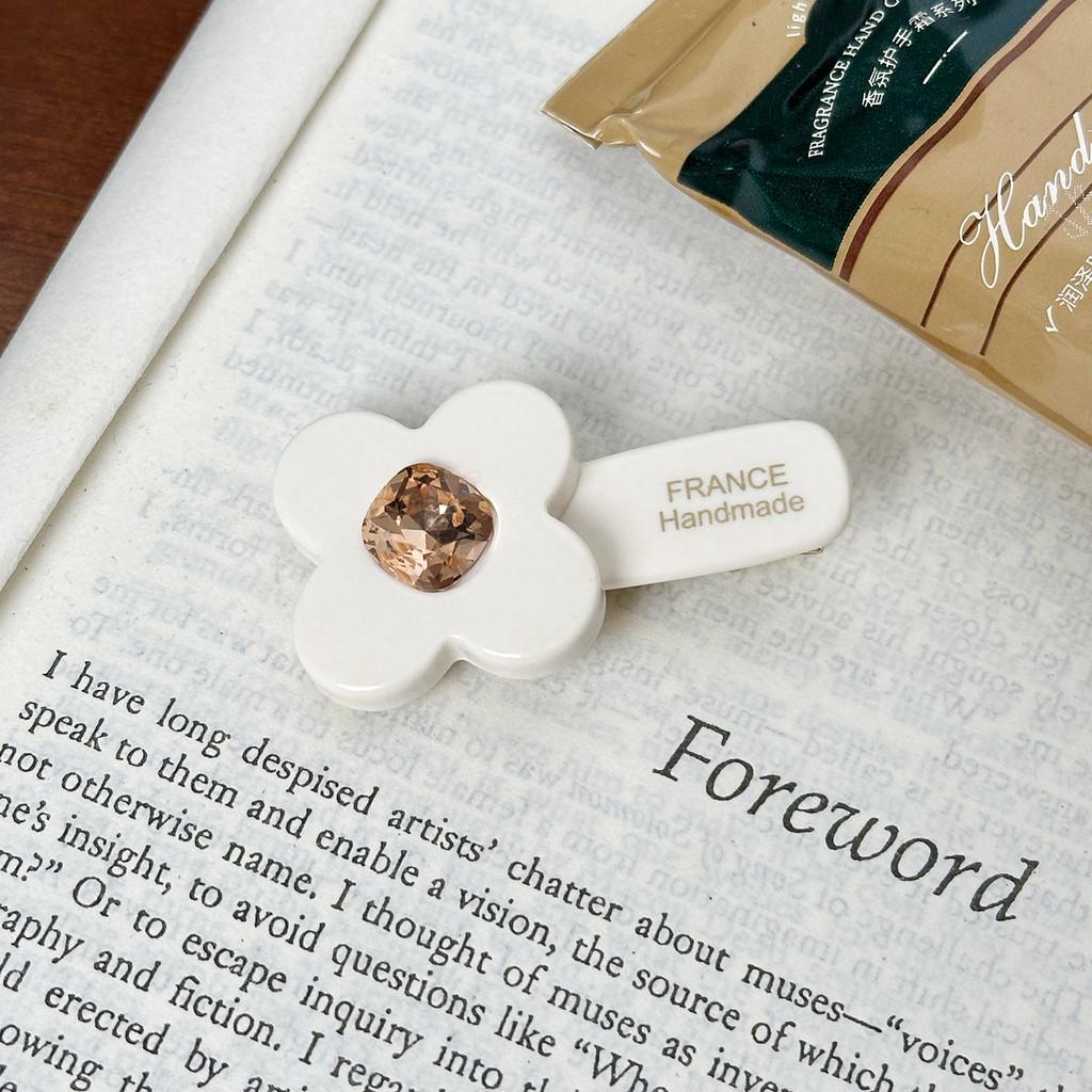 Floral Crafted Beautifully Mini Hair Clips With Sparkling Rhinestones For A Chic Daily Look