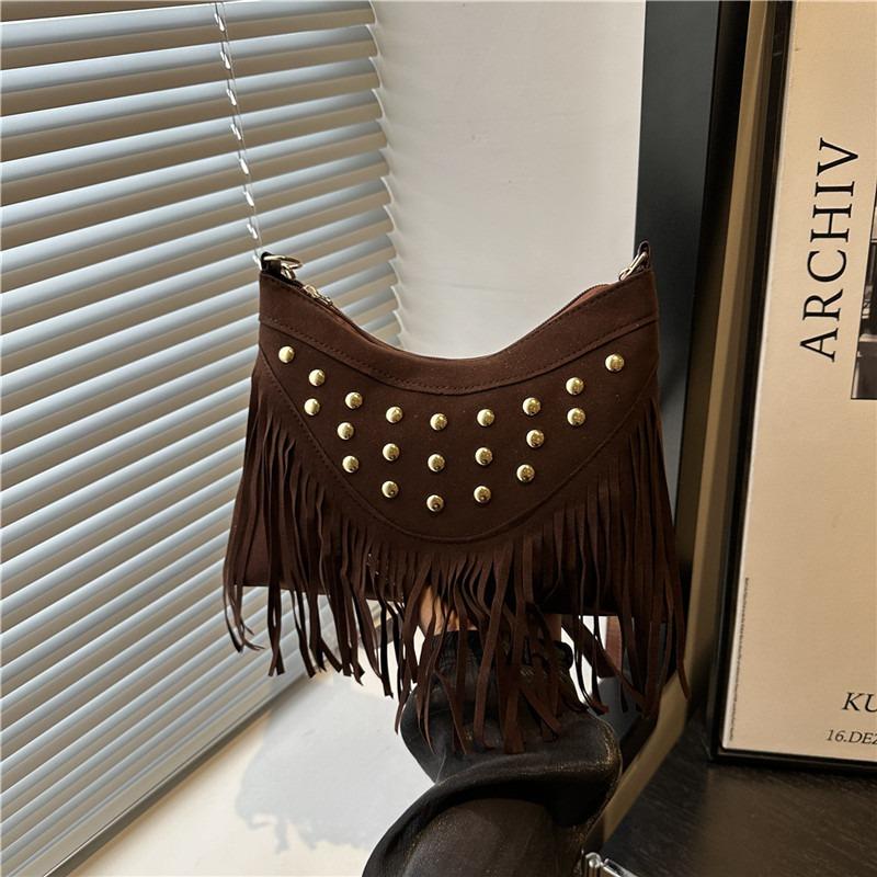 Ethnic style matte small bag women's new fashion rivet personalized tassel retro shoulder crossbody dumpling bag