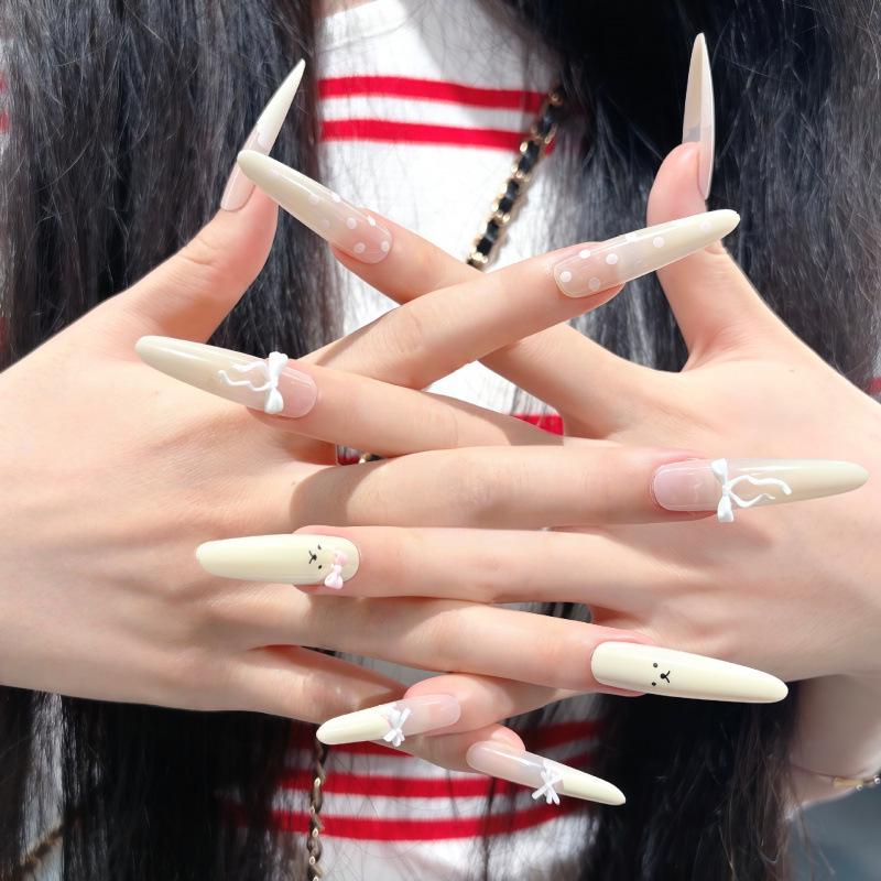 Cream Bear: Handmade Cute Bow French Manicure Fashion Nails