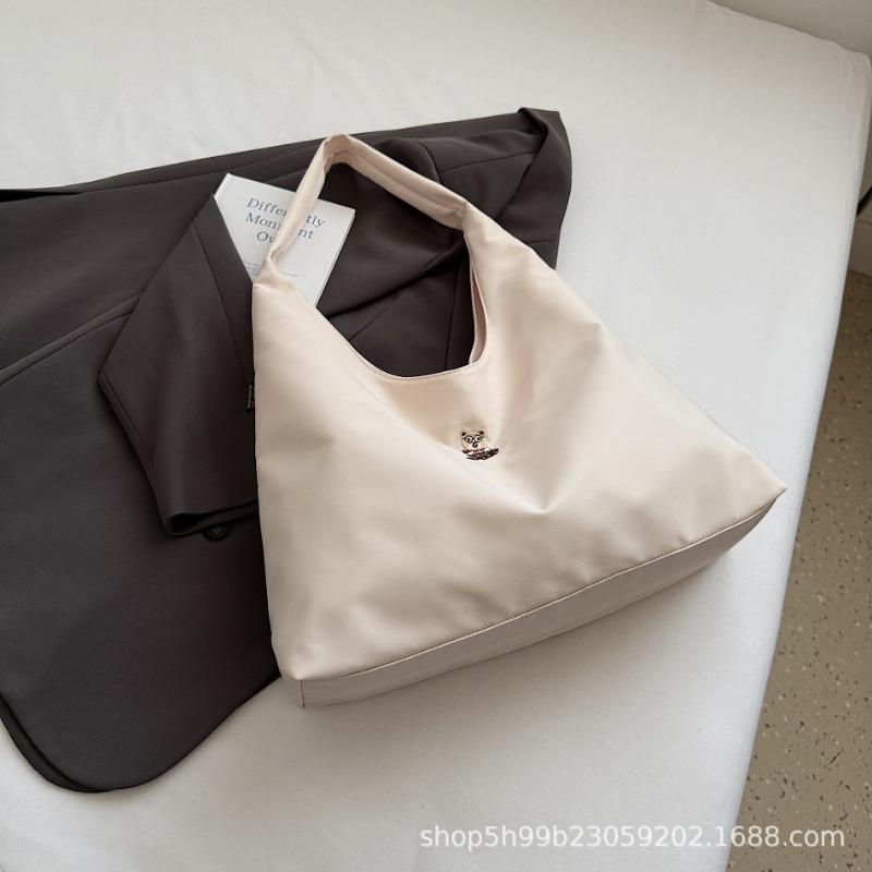 Large-capacity Shoulder Handbag, Tote Bag, College Student Class Commuter Bag, New Casual Niche Armpit Bag