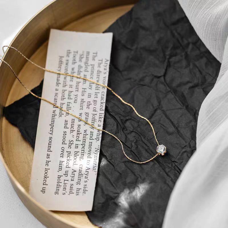 Geometric splicing square necklace women's new popular light luxury collarbone chain accessories