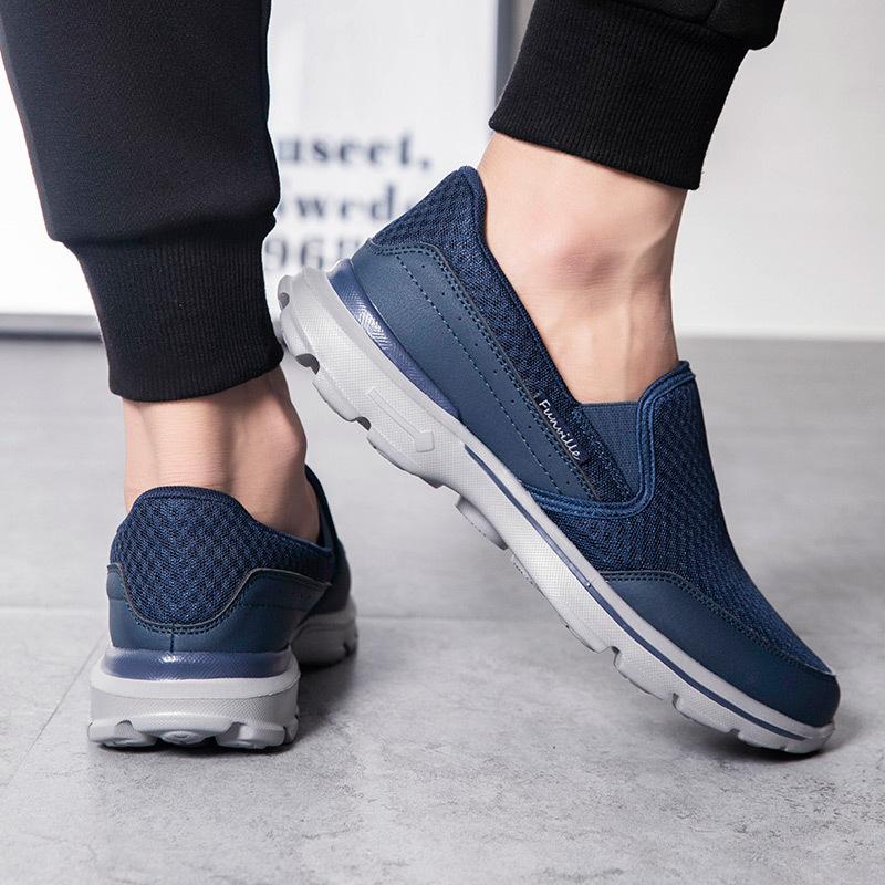 Men's Casual Shoes Designer Shoemaker Summer Sports Shoes Lazy Shoes Car Stitching Solid Color 2024 Vulcanized Shoes Are Good