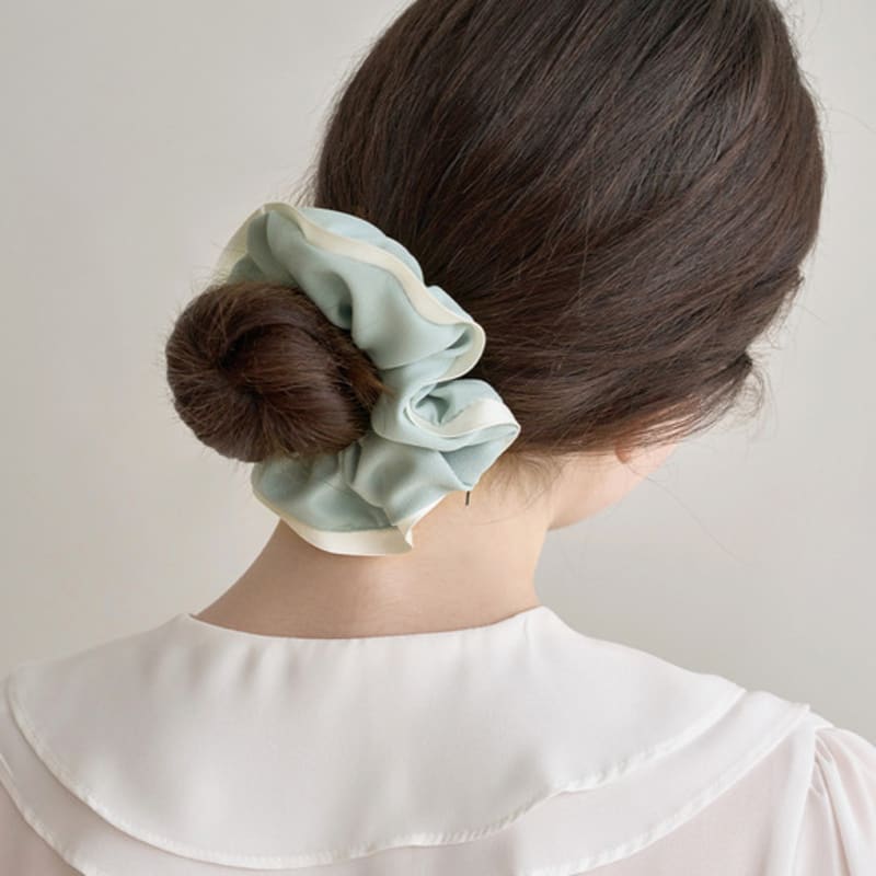 

Жан Поль Кларисс Скранчи с контрастной окантовкой JP-23-247S black