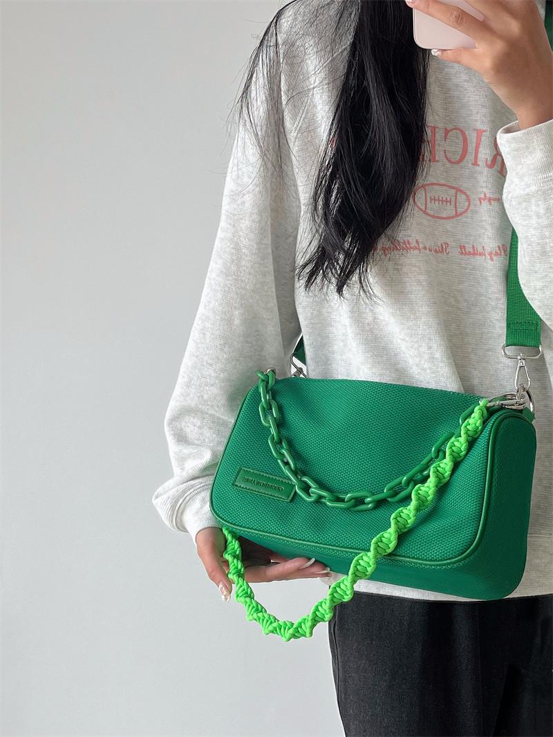 

Waterproof Nyl women shouler bags Brand design Braided strap female messenger bags Acrylic chain handbag girls Outdoor Gym bag 30x17x11cm