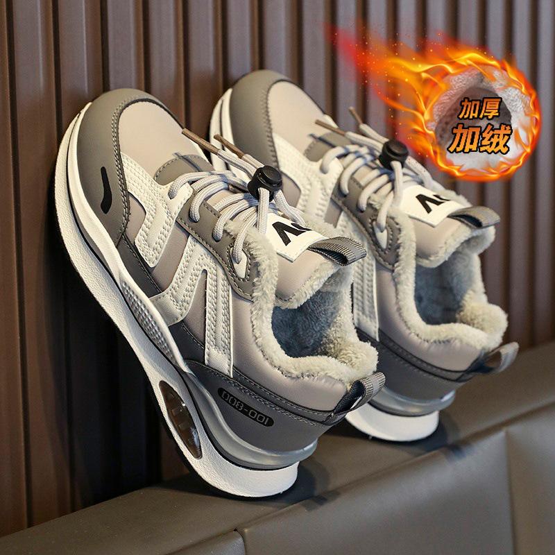 

Детская обувь из хлопка 2025 года, зимняя обувь для сноуборда, спортивная обувь, средние и большие размеры, детская флисовая теплая обувь на воздушной подушке, кроссовки для мальчиков из кожи 32