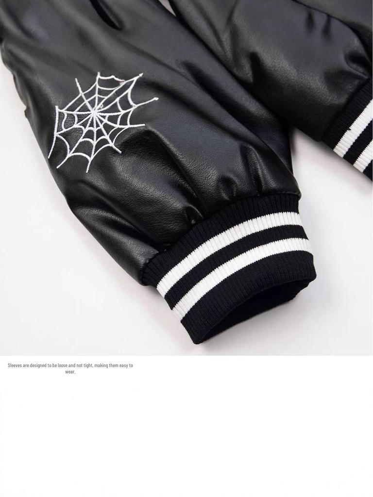 Męska Wysokiej Jakości Czarna Pikowana Kurtka Baseballowa z Naszywkami - Wszechstronna i Modna Odzież Wierzchnia