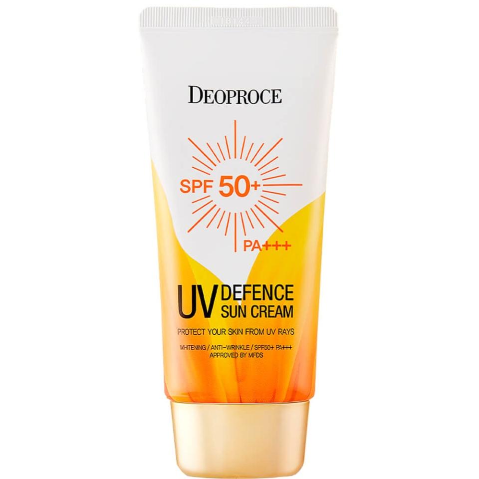 

Солнцезащитный крем для лица и тела DEOPROCE UV DEFENCE SUN PROTECTOR SPF50+ PA+++ 70г