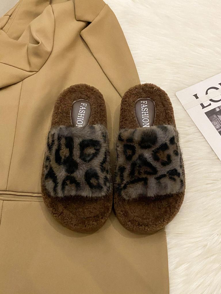 Leopard print thick bottom heightening fluffy slippers women's wear 2025 new autumn and winter fashion home fluffy cotton slippers