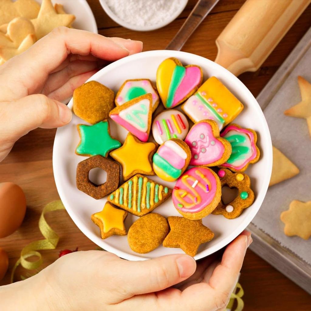 Mini Cookie Cutters Set with Box, QtoiKce 30Pcs Small Stainless Steel Flower Square Heart Round Star Triangle Oval Shapes Cookie Cutters, Mini