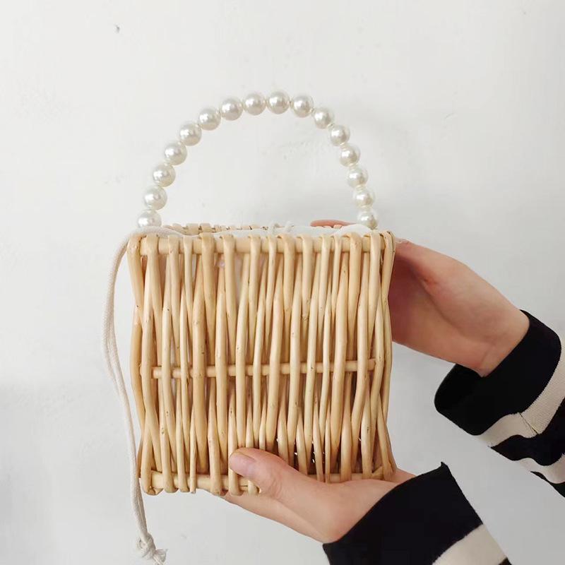 Women's Fresh Handwoven Pearl Rattan Crossbody Bag