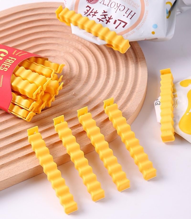 Cute French sticker 12 pieces per A cute stationery item perfect for high and college Easy to A variety of great as a fry-shaped clips, bag.