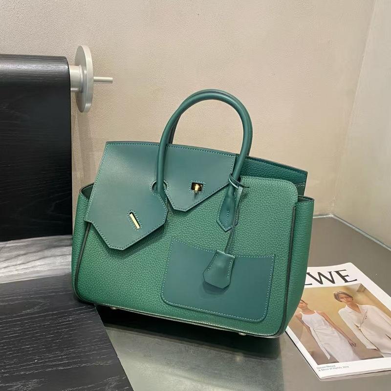 New genuine leather women's bag top layer cowhide 30CM irregular diagonal hijab Desordre handbag