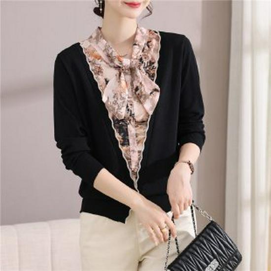 Chic Women's Motherwear Sweater - Stylish Knit for Daily Commute
