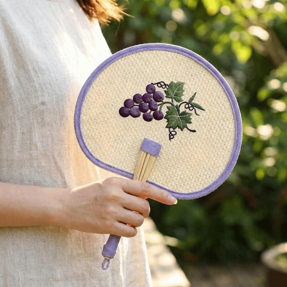 Retro Hand-Woven Fan Chinese Style Hand Cranked Fan Compact Hand Braided Fan Photo Prop