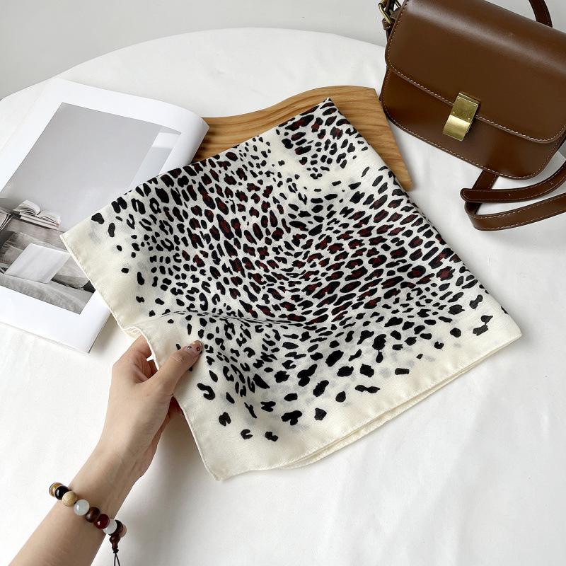 High-End Silk Scarf Fashion Leopard Print Square Scarf Four Seasons Versatile Retro Clothing With Scarf Waist Silk Scarf Women