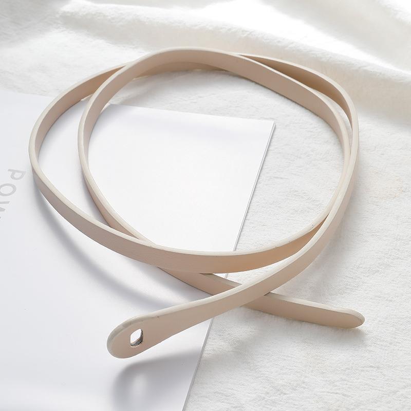 Ceinture fine rétro nouée sans perforation: Accessoire Décoratif en Cuir pour Femmes pour Jeans & Robes.