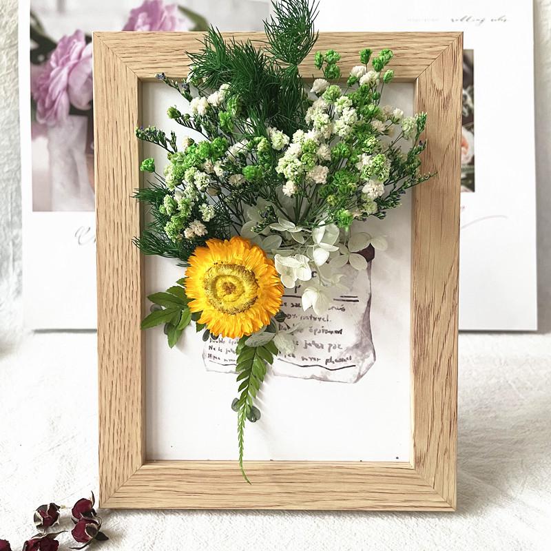 Handmade A4 Photo Frame with Dried Flowers - DIY Kit for Wall Decoration or Valentine's Day Gift