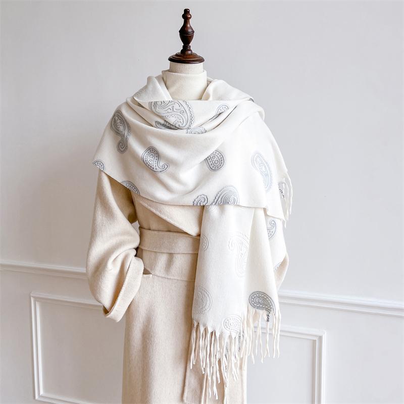 Embossed Cashmere Winter Scarf for Women Plain Warm Chunky Shawl Luxury Designer Poncho Pashmina Hijab Bufanda Lady Boho Cape