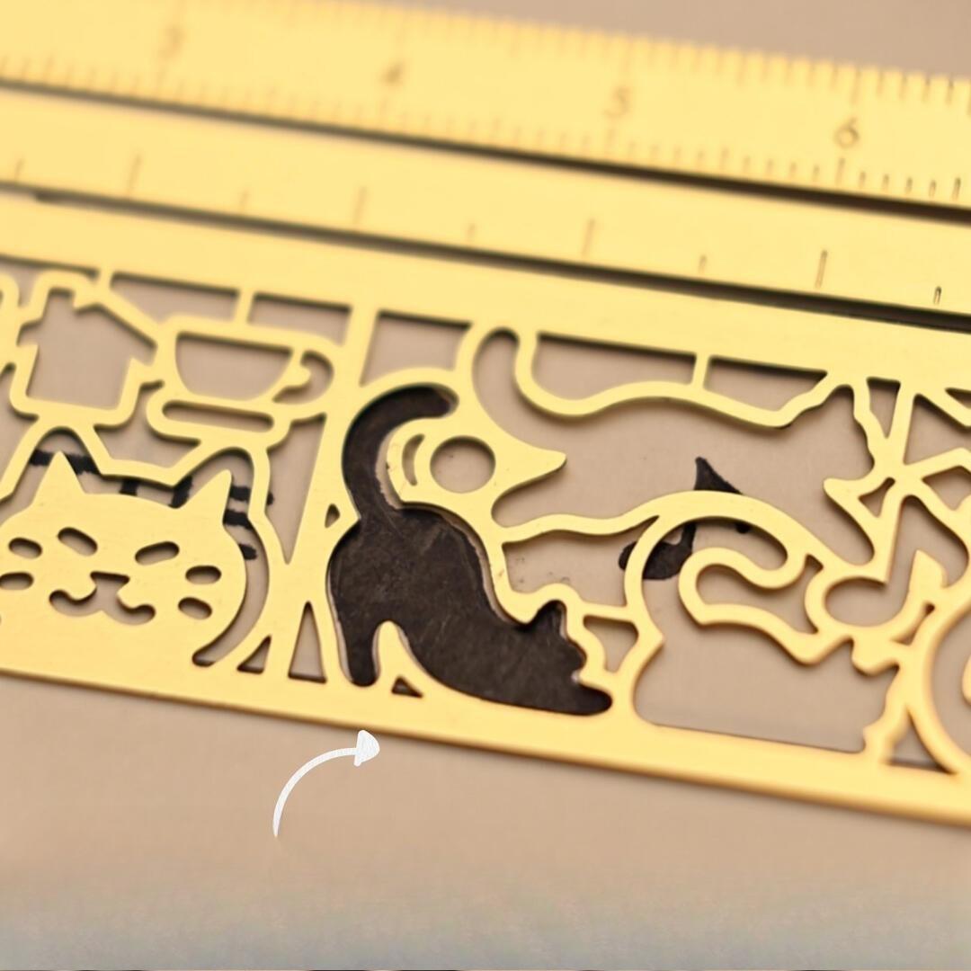 Multifunctional Cute Cat Template Hand Account Ruler Metal Hollow Ruler High-value Student Special Ruler Hot Sale Purchase жёлтый