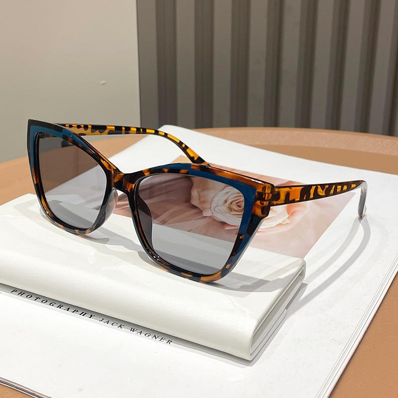New Glasses Frame Women's Personality Tortoiseshell Fashion Sun Glasses Fashion Cat Eye Sunglasses Trendy Shades UV400