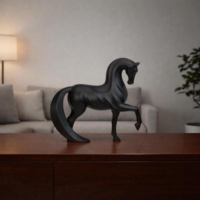 Horse Figurine, Animal Figurine Made of Modern Resin, Table Decoration, Refined Originality,