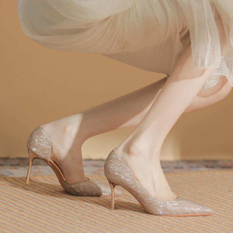 83315 High Heels Women's Thin Heels Winter 2025 New Crystal Bridal Wedding Shoes Pointed Head Shallow Mouth Side Empty Single Shoes
