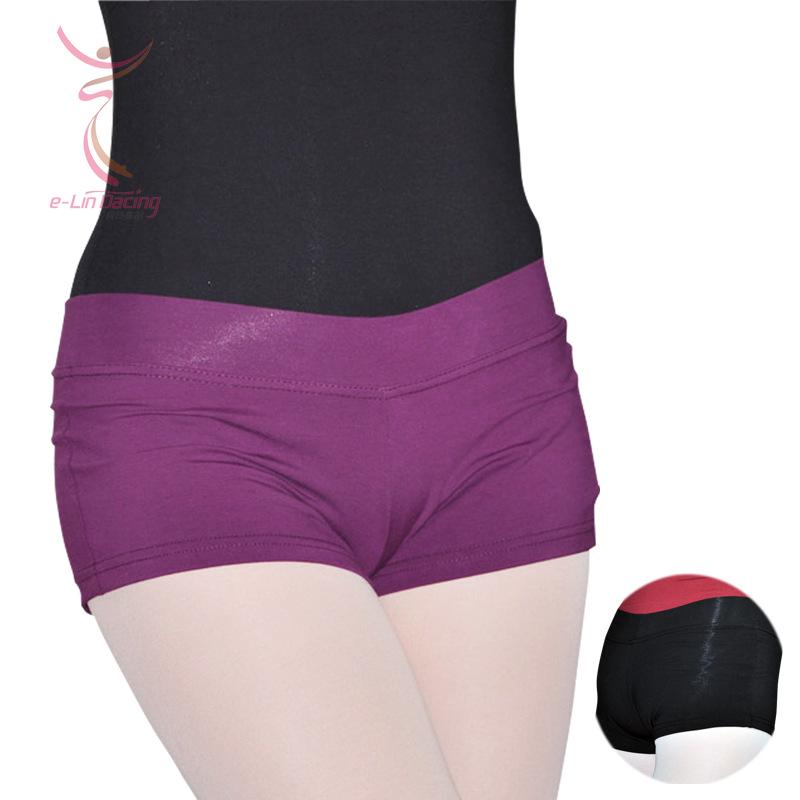 

Low-Waist Black Cotton Gymnastics & Yoga Shorts Small чорний