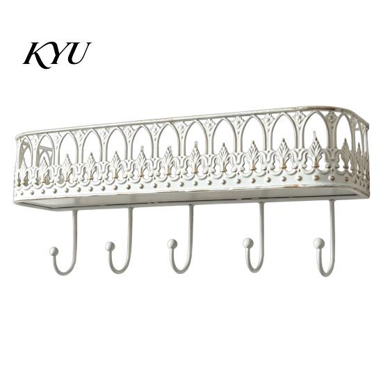 Ganci Salvaspazio per Ingresso, Mensole Galleggianti da Parete, Mensola in Metallo con 5 Ganci, Portachiavi Stile Vintage Decorazione in Ferro, Organizzatore per Posta, Scaffale di Stoccaggio