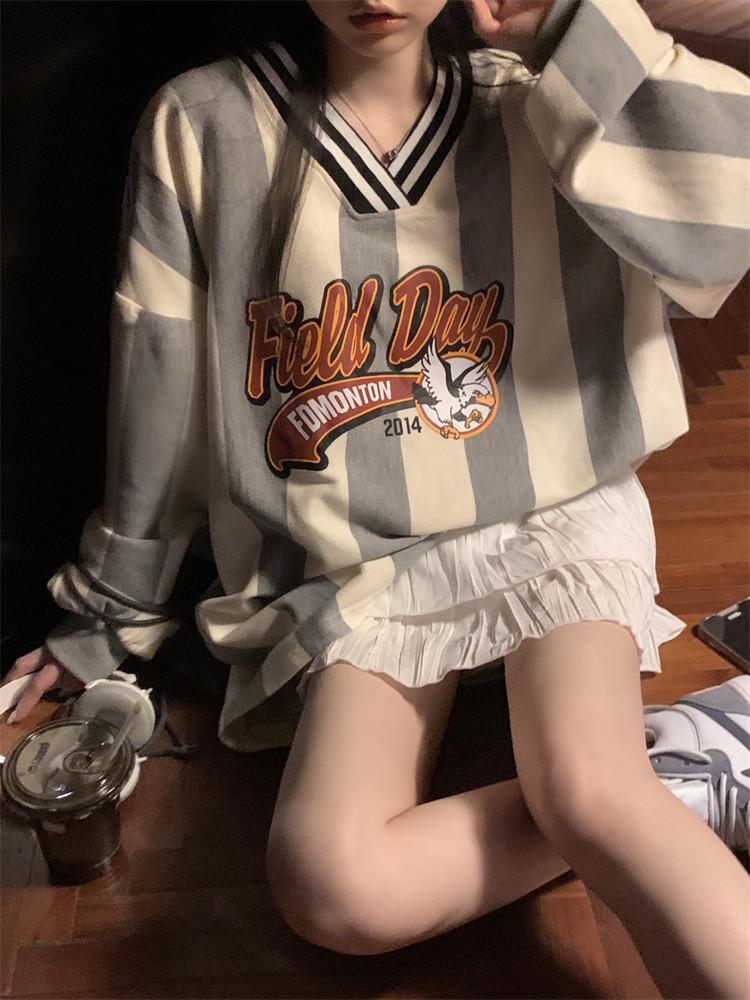 Women's V-Neck Striped Baseball Colorblock Sweatshirt - Sporty, Casual, Long-Sleeve Spring 2025 Style