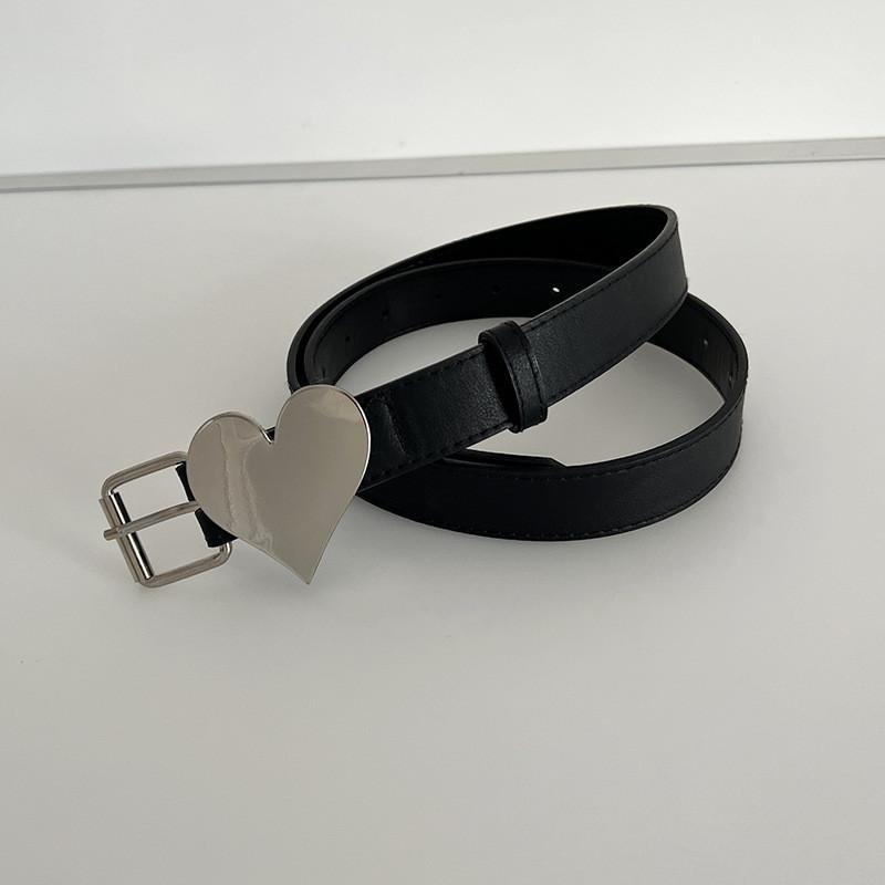 Black Elegant And Camel Pu Leather Heart Belt For Women Trendy Waist Accessory