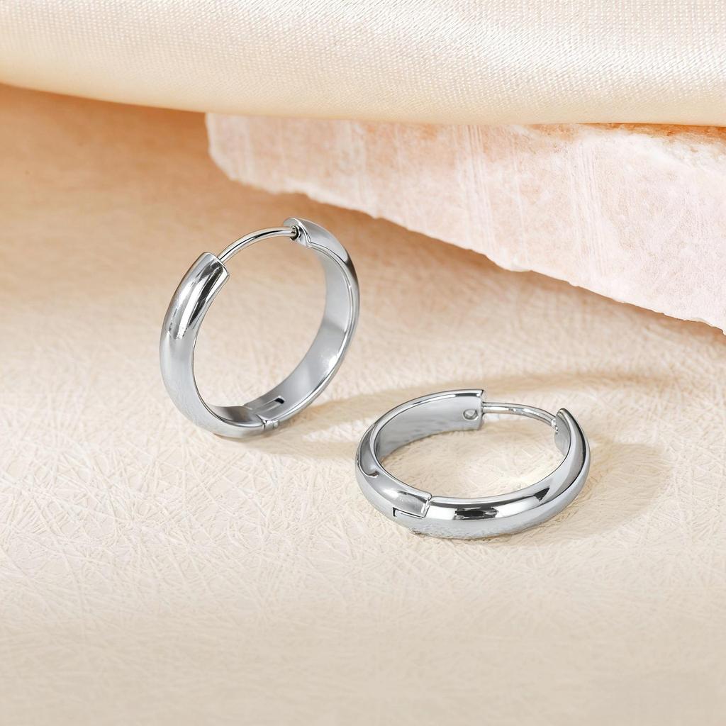 Orecchini semplici in acciaio al titanio in stile coreano: Gioielli Trendy, Unici e alla Moda.